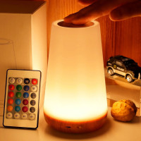 Настільна RGB LED лампа-нічник з акумулятором і пультом